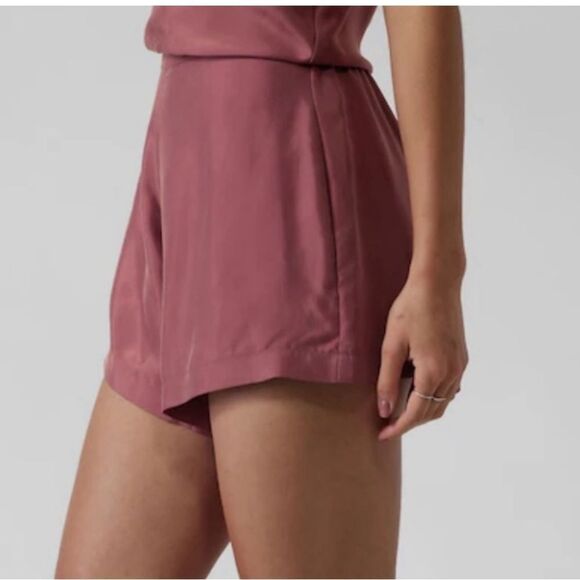 NWT Athleta Calm Cool Short Tawny Rose Medium - Picture 3 of 8